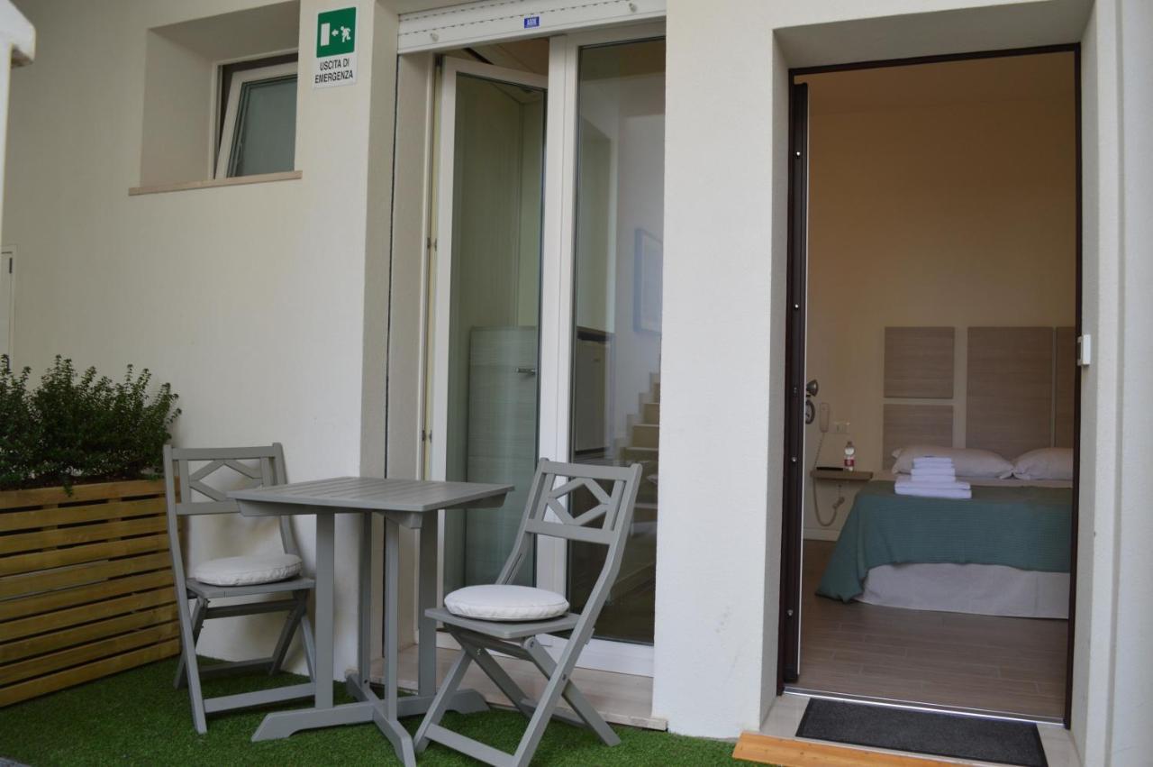 Hotel Riva E Mare Rimini Exterior foto